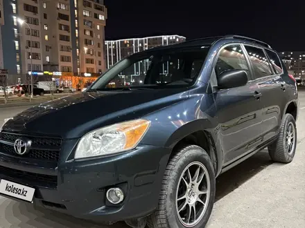 Toyota RAV4 2012 года за 7 300 000 тг. в Актау – фото 4