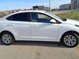 Hyundai Accent 2022 годаүшін8 600 000 тг. в Атырау – фото 2