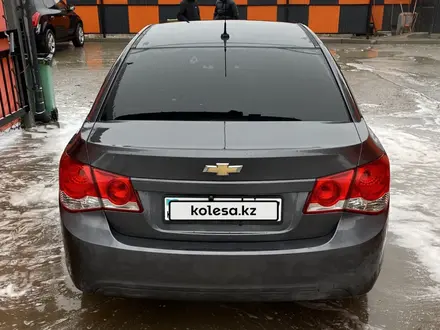 Chevrolet Cruze 2010 года за 3 267 931 тг. в Уральск