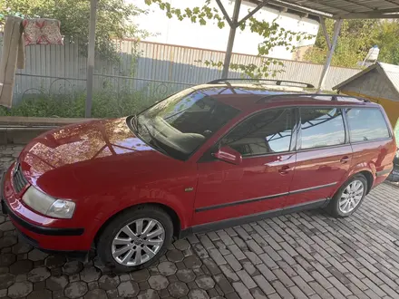 Volkswagen Passat 2000 года за 2 500 000 тг. в Алматы – фото 3