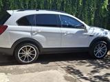 Chevrolet Captiva 2013 года за 5 000 000 тг. в Шымкент – фото 2