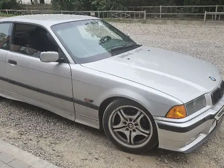 BMW 325 1994 года за 1 900 000 тг. в Актобе – фото 2