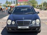 Mercedes-Benz E 320 2000 года за 5 000 000 тг. в Астана – фото 2