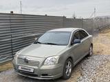 Toyota Avensis 2004 года за 4 000 000 тг. в Актобе – фото 2