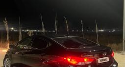 Hyundai Elantra 2014 года за 3 800 000 тг. в Актобе – фото 2