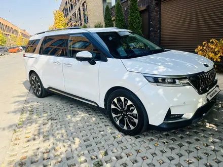 Kia Carnival 2021 года за 17 400 000 тг. в Алматы