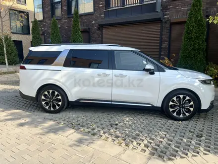 Kia Carnival 2021 года за 17 400 000 тг. в Алматы – фото 10