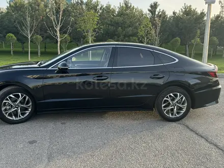 Hyundai Sonata 2022 года за 13 000 000 тг. в Шымкент – фото 7