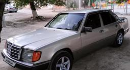 Mercedes-Benz E 200 1990 годаfor1 650 000 тг. в Жаркент