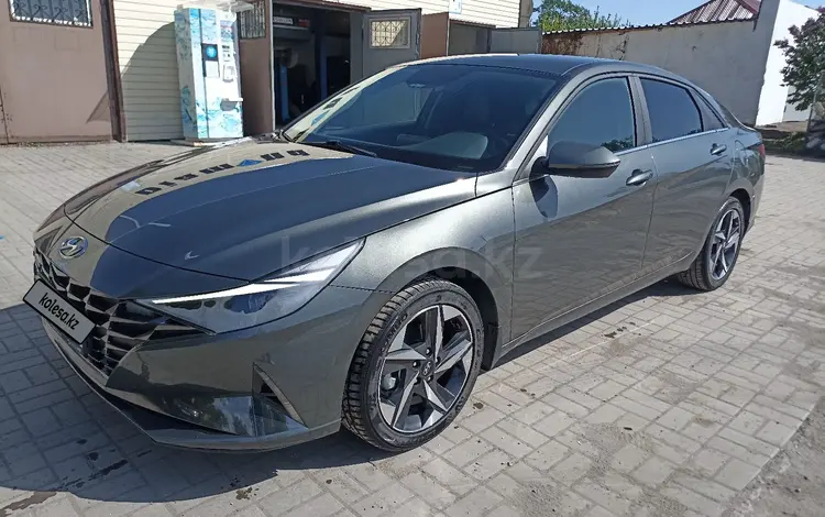Hyundai Elantra 2023 года за 11 000 000 тг. в Астана