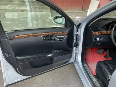 Mercedes-Benz S 350 2005 года за 8 000 000 тг. в Астана – фото 24