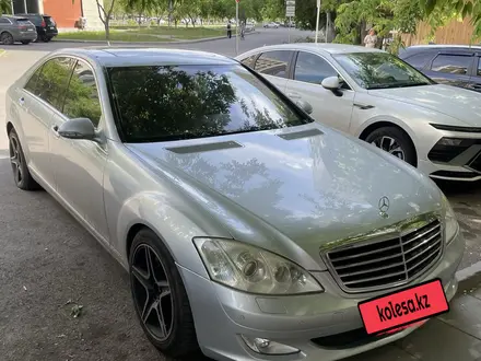 Mercedes-Benz S 350 2005 года за 8 000 000 тг. в Астана – фото 3