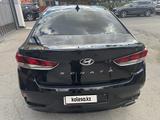 Hyundai Sonata 2019 года за 6 500 000 тг. в Костанай – фото 2