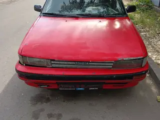 Toyota Corolla, 1989