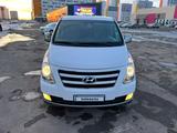 Hyundai Starex 2016 года за 11 500 000 тг. в Астана – фото 2