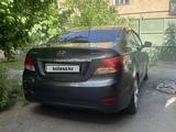 Hyundai Solaris 2012 года за 3 500 000 тг. в Тараз – фото 4