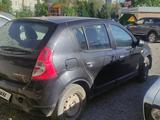 Renault Sandero 2011 года за 2 500 000 тг. в Актобе – фото 2