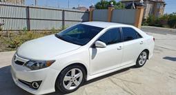 Toyota Camry 2014 года за 5 300 000 тг. в Атырау
