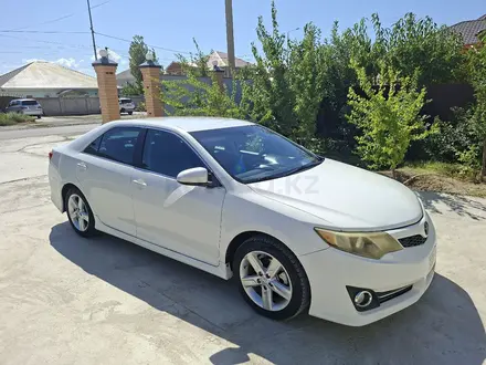 Toyota Camry 2014 года за 5 300 000 тг. в Атырау – фото 7