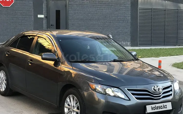 Toyota Camry 2010 годаfor6 733 000 тг. в Актобе