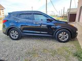 Hyundai Santa Fe 2015 года за 10 000 000 тг. в Уральск – фото 5