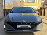 Hyundai Elantra 2022 года за 9 490 000 тг. в Уральск