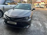 Toyota Camry 2020 года за 11 000 000 тг. в Алматы – фото 4