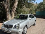 Mercedes-Benz E 200 1995 года за 2 000 000 тг. в Мерке