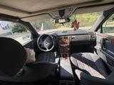 Mercedes-Benz E 200 1995 года за 2 000 000 тг. в Мерке – фото 4