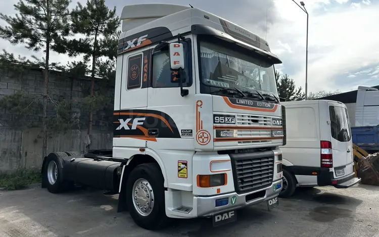 DAF  95XF 1998 года за 9 000 000 тг. в Алматы