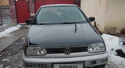 Volkswagen Golf 1997 года за 1 900 000 тг. в Алматы