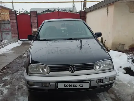 Volkswagen Golf 1997 года за 1 900 000 тг. в Алматы