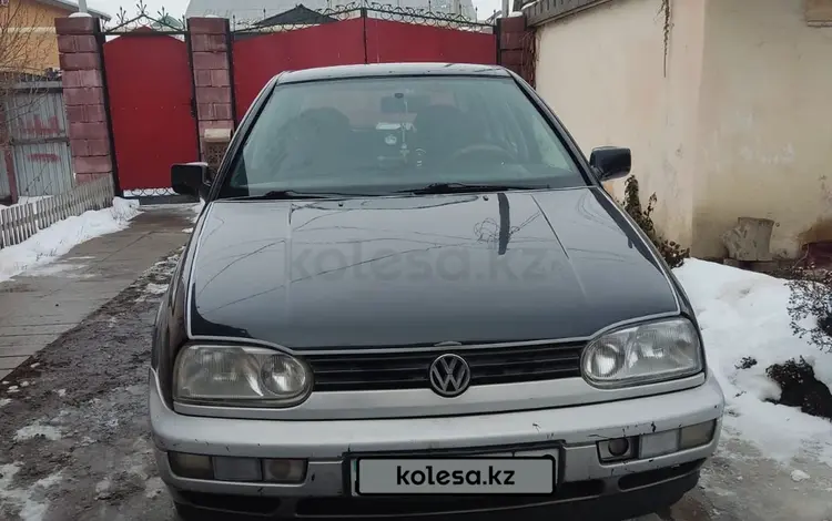 Volkswagen Golf 1997 года за 1 900 000 тг. в Алматы