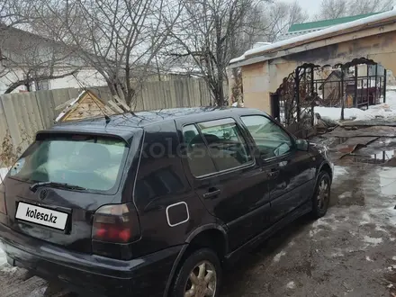 Volkswagen Golf 1997 года за 1 900 000 тг. в Алматы – фото 21