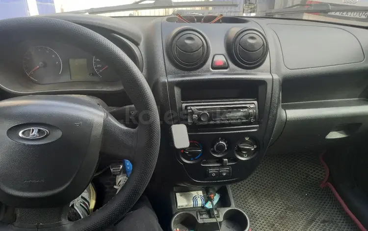 ВАЗ (Lada) Granta 2190 2013 года за 1 500 000 тг. в Актобе