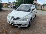Mercedes-Benz B 170 2008 года за 3 400 000 тг. в Уральск – фото 3