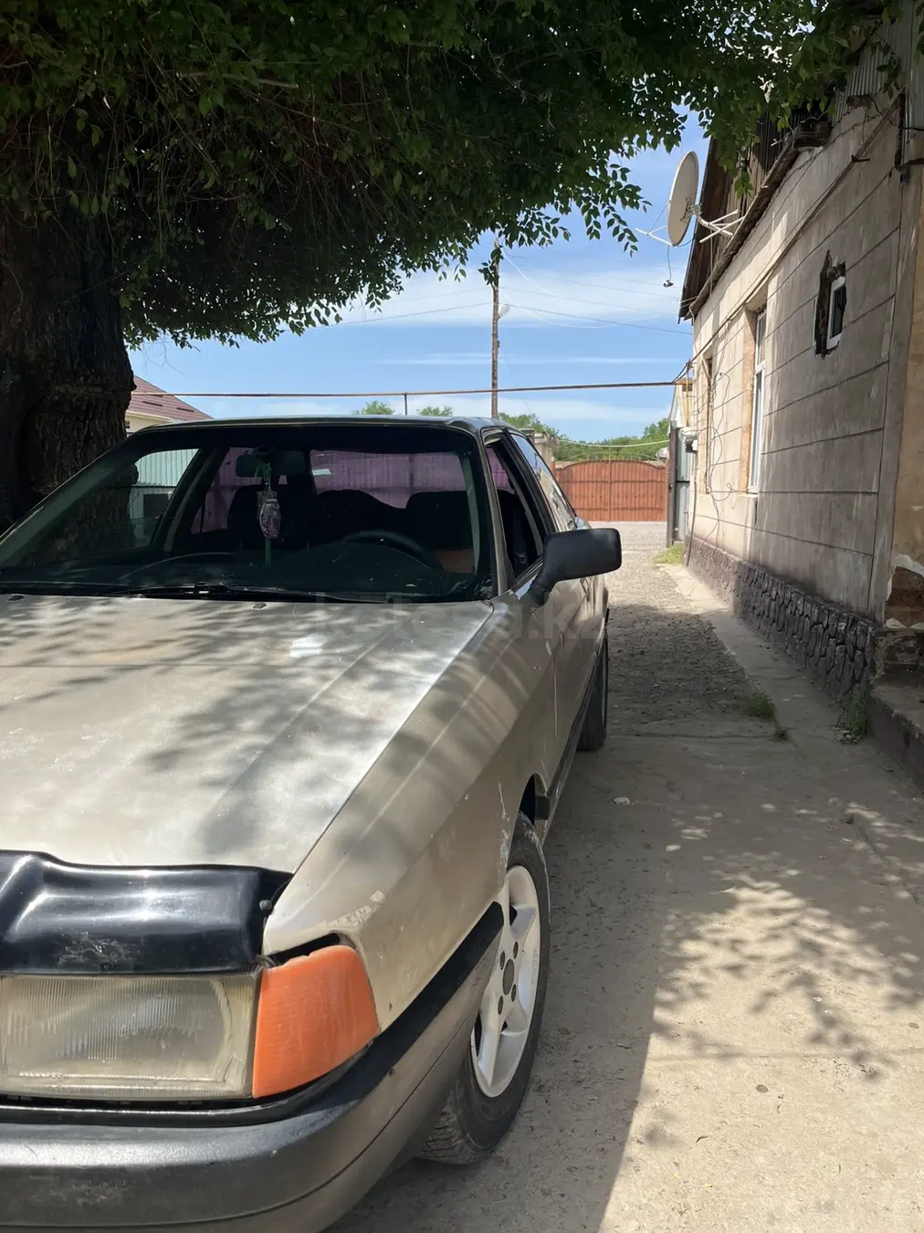 Audi 80, 1990