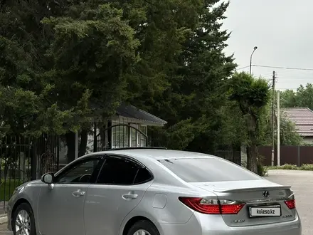 Lexus ES 300h 2013 года за 11 500 000 тг. в Алматы – фото 5