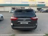 Toyota Sienna 2015 года за 12 300 000 тг. в Алматы – фото 3