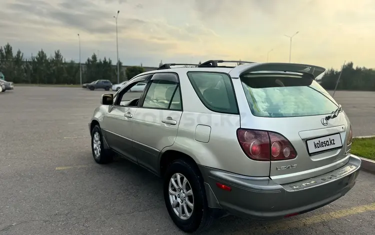 Lexus RX 300 2000 годаүшін4 500 000 тг. в Алматы