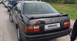 Volkswagen Passat 1990 года за 1 100 000 тг. в Тараз – фото 2