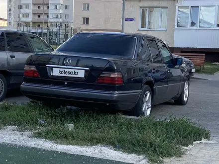 Mercedes-Benz E 280 1992 года за 2 700 000 тг. в Талдыкорган – фото 3