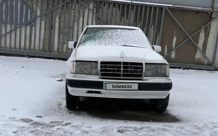 Mercedes-Benz E 200 1993 годаүшін500 000 тг. в Атырау