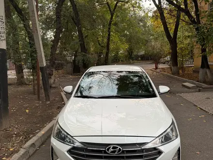 Hyundai Elantra 2019 года за 6 800 000 тг. в Алматы – фото 5
