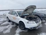 Volkswagen Passat 2003 годаfor1 700 000 тг. в Алматы – фото 2