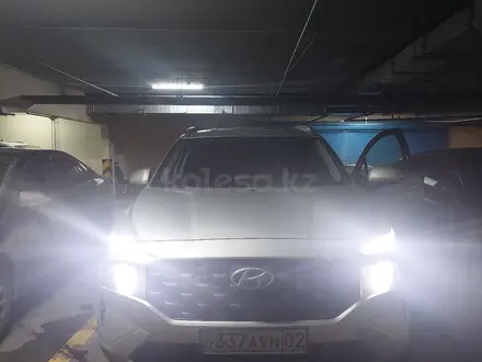 Hyundai Santa Fe 2023 года за 17 800 000 тг. в Алматы – фото 9