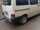 Volkswagen Transporter 2000 года за 3 800 000 тг. в Караганда – фото 2