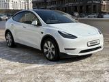 Tesla Model Y 2021 года за 11 000 000 тг. в Астана – фото 2