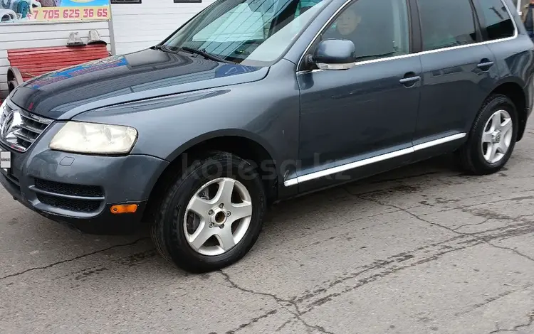 Volkswagen Touareg 2005 года за 3 700 000 тг. в Алматы