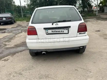 Volkswagen Golf 1996 года за 1 400 000 тг. в Алматы – фото 3